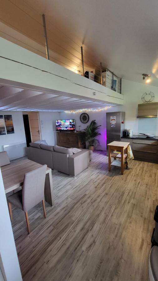 Gite Moderne Et Calme Moncel-sur-Seille Luaran gambar