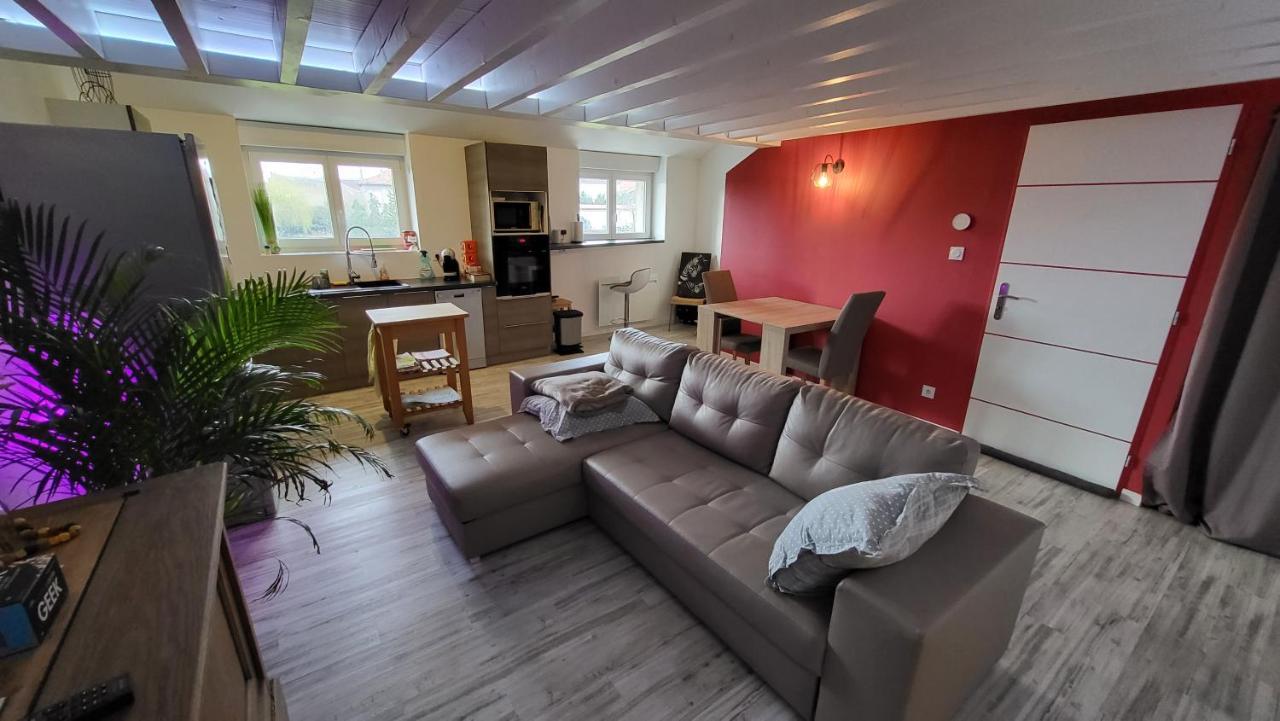 Gite Moderne Et Calme Moncel-sur-Seille Luaran gambar
